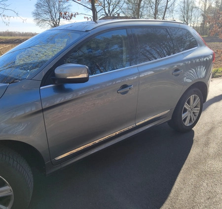 Volvo XC 60 cena 80900 przebieg: 116000, rok produkcji 2017 z Lublin małe 232